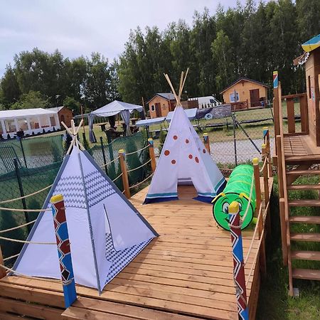 Indiana Camp - 150 M Od Suntago Park Hotell Grabce-Towarzystwo Eksteriør bilde