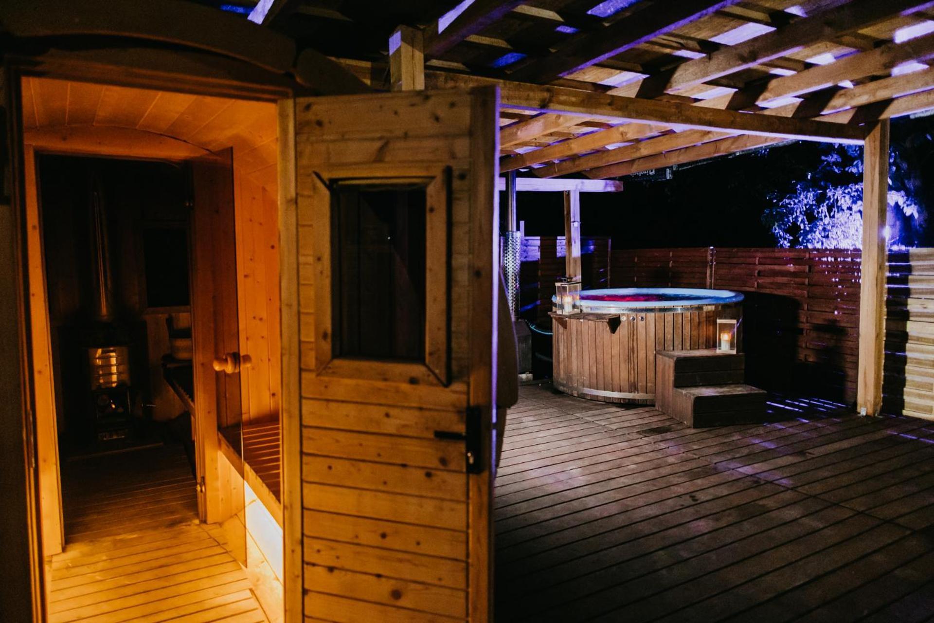 Indiana Camp - 150 M Od Suntago Park Hotell Grabce-Towarzystwo Eksteriør bilde