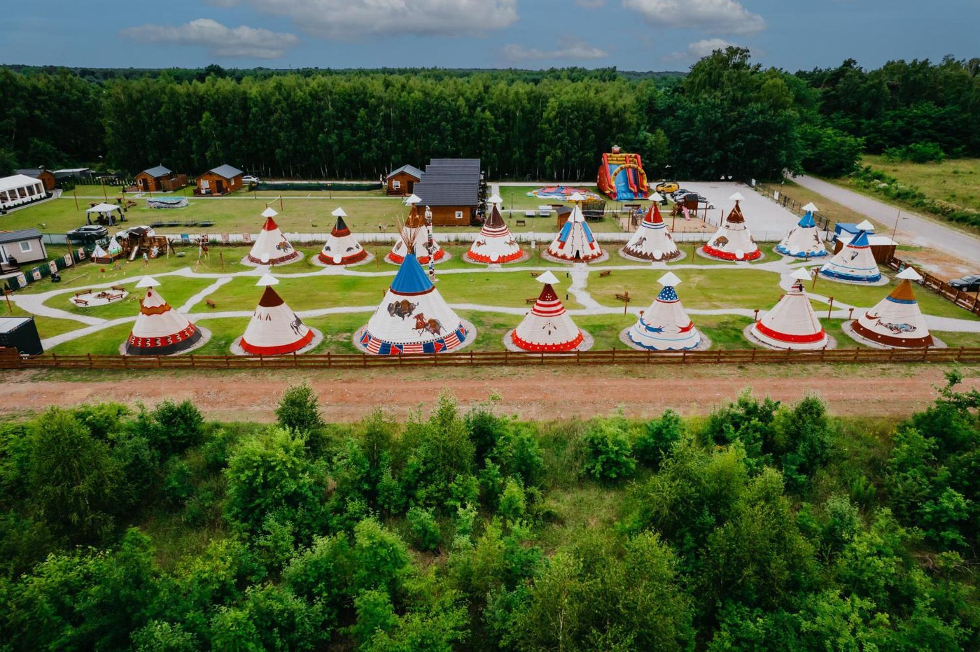 Indiana Camp - 150 M Od Suntago Park Hotell Grabce-Towarzystwo Eksteriør bilde