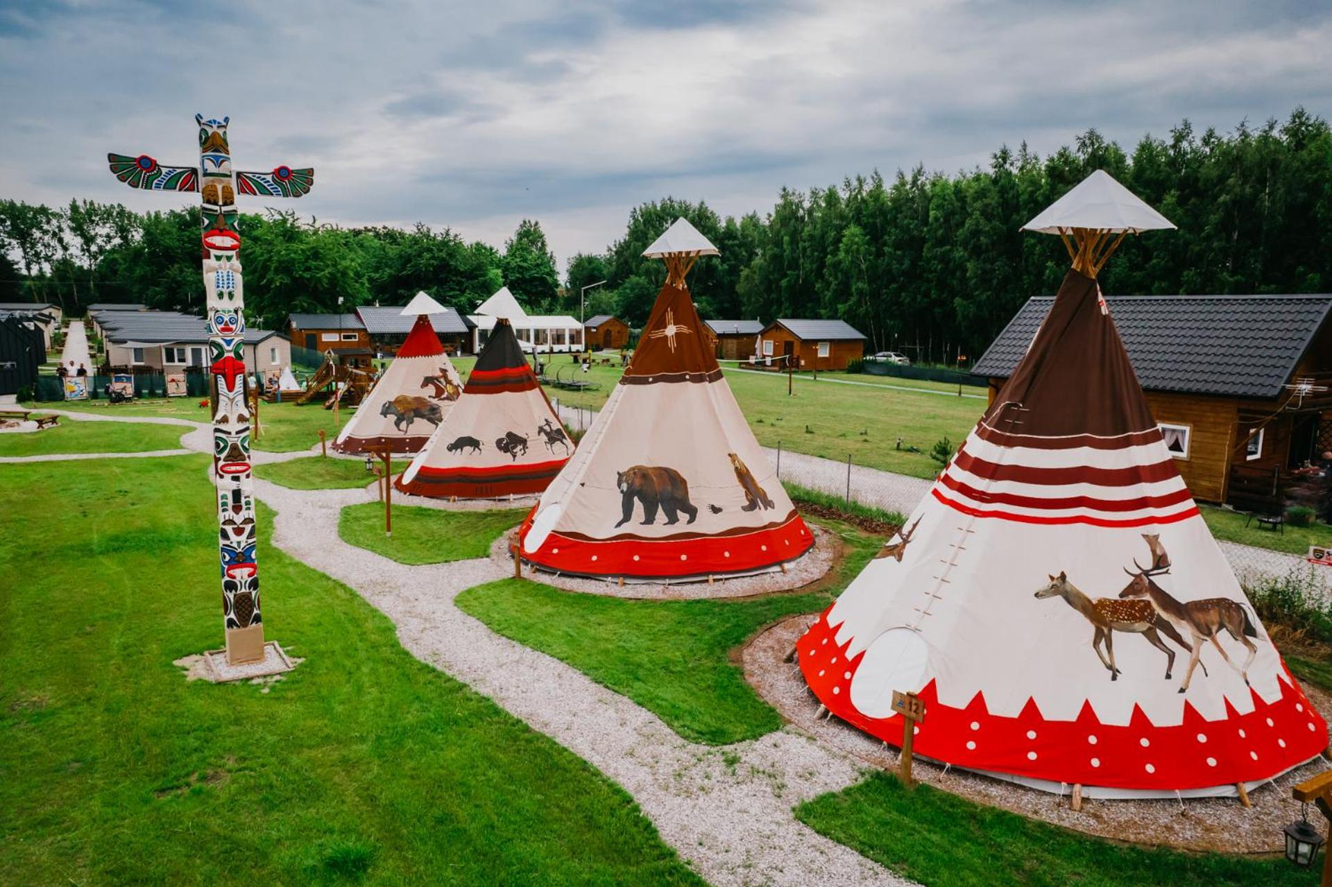 Indiana Camp - 150 M Od Suntago Park Hotell Grabce-Towarzystwo Eksteriør bilde