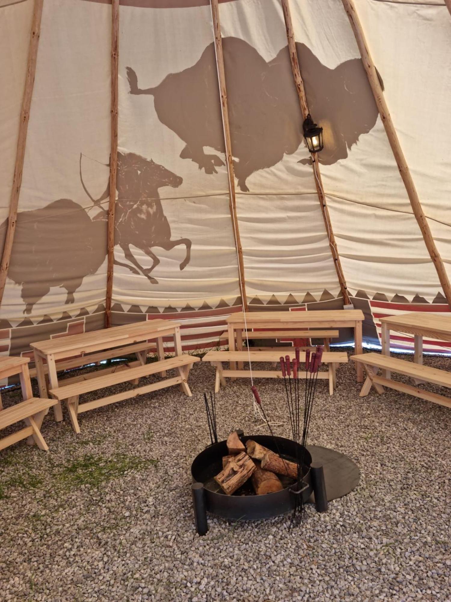 Indiana Camp - 150 M Od Suntago Park Hotell Grabce-Towarzystwo Eksteriør bilde