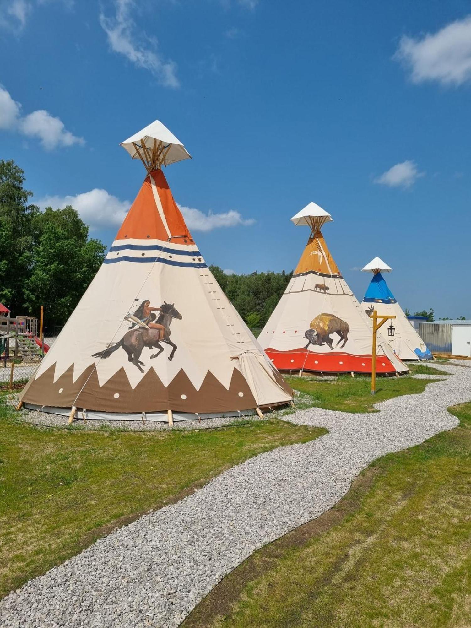 Indiana Camp - 150 M Od Suntago Park Hotell Grabce-Towarzystwo Eksteriør bilde
